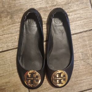 Tory Burch Size 6 Logo flats